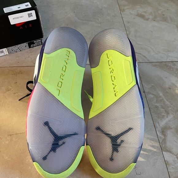 Nike Air Jordan Mens Retro DB3335 100 - Picture 6 of 9